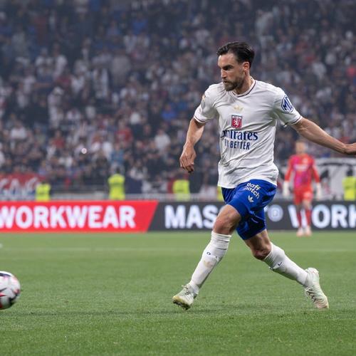 四连胜锁定B组第一！RNG晋级2023德玛西亚杯八强！